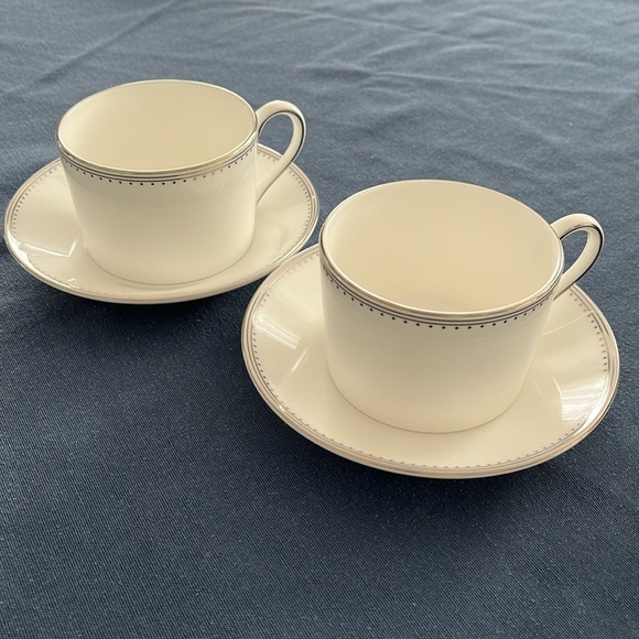 Vera Wang Grosgrain Wedgwood China Cups and Saucers (2) - Picture 1 of 9